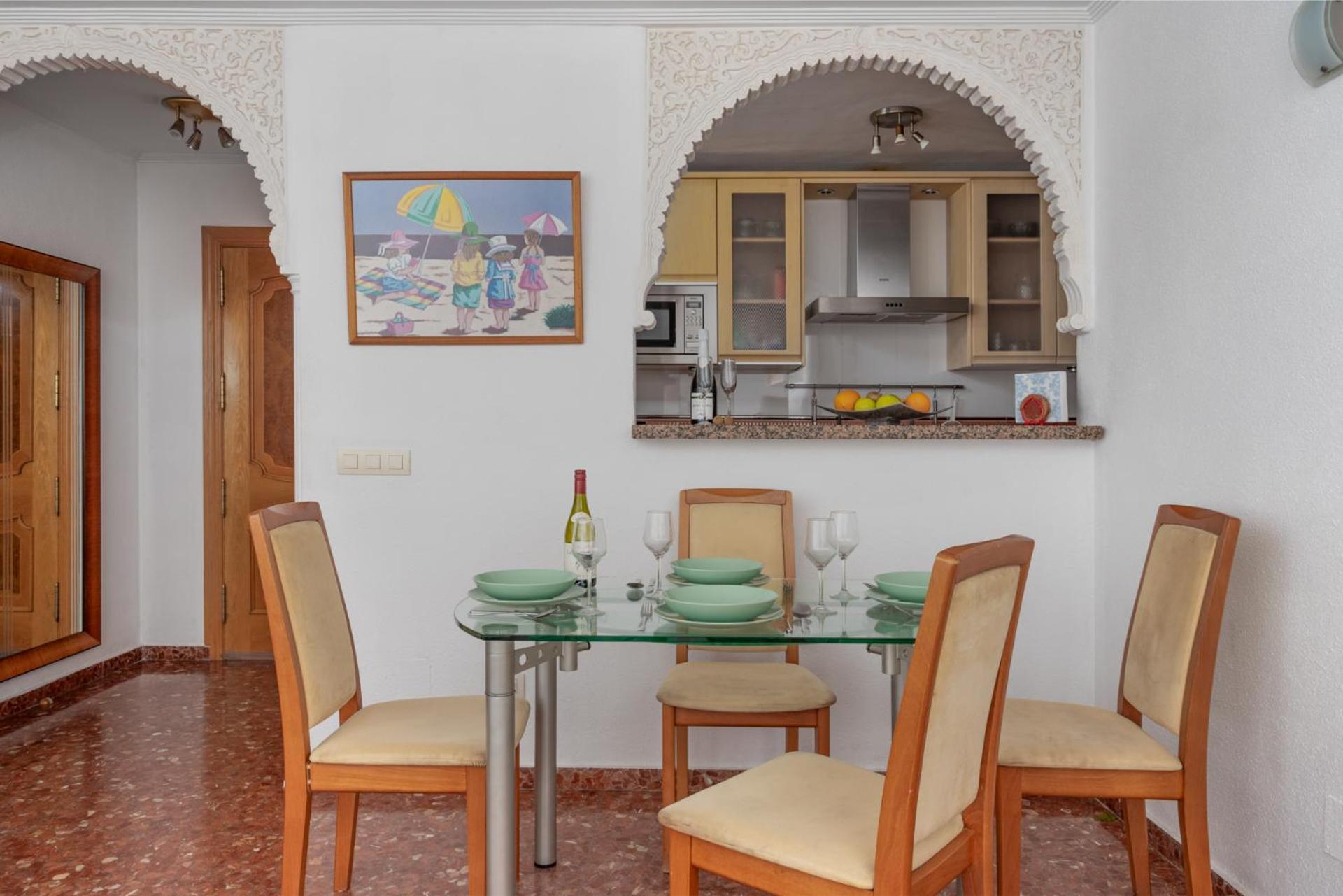 Beachfront, Two Bed- & Bathrooms, Private Parking Fuengirola Exterior photo